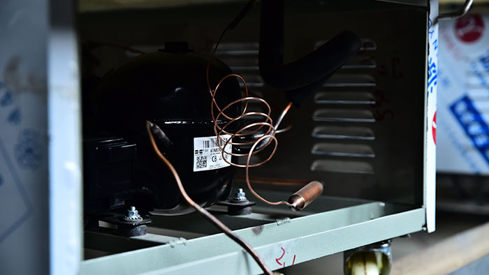 吉遠(yuǎn)制冷的水晶棺的組成部件有哪些？